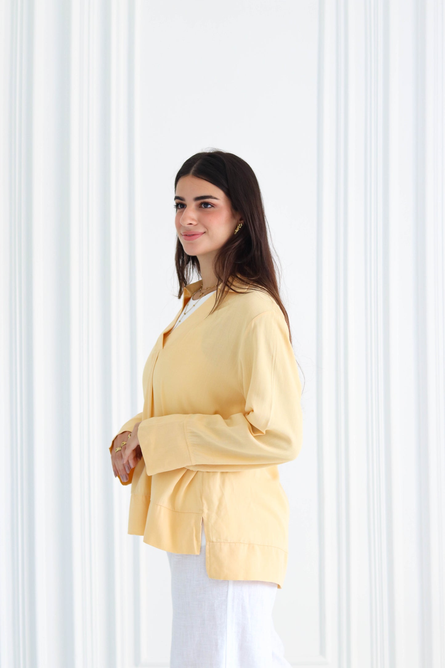 Basic linen shirt in yellow