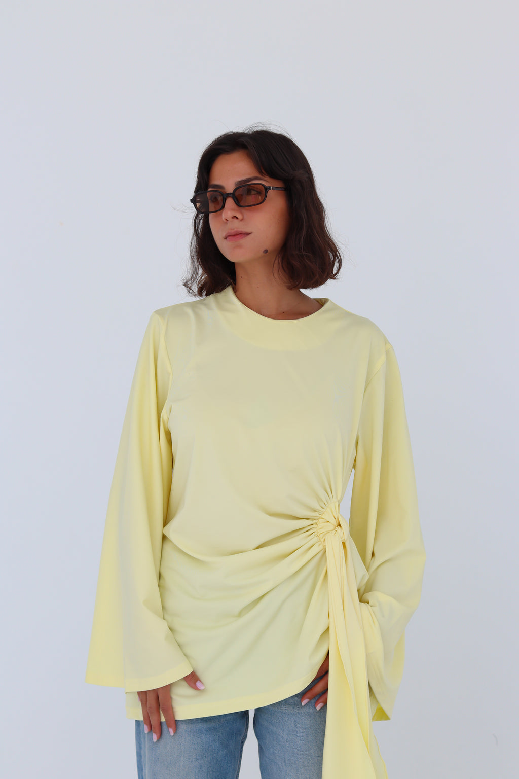 Mila Top in butter yellow