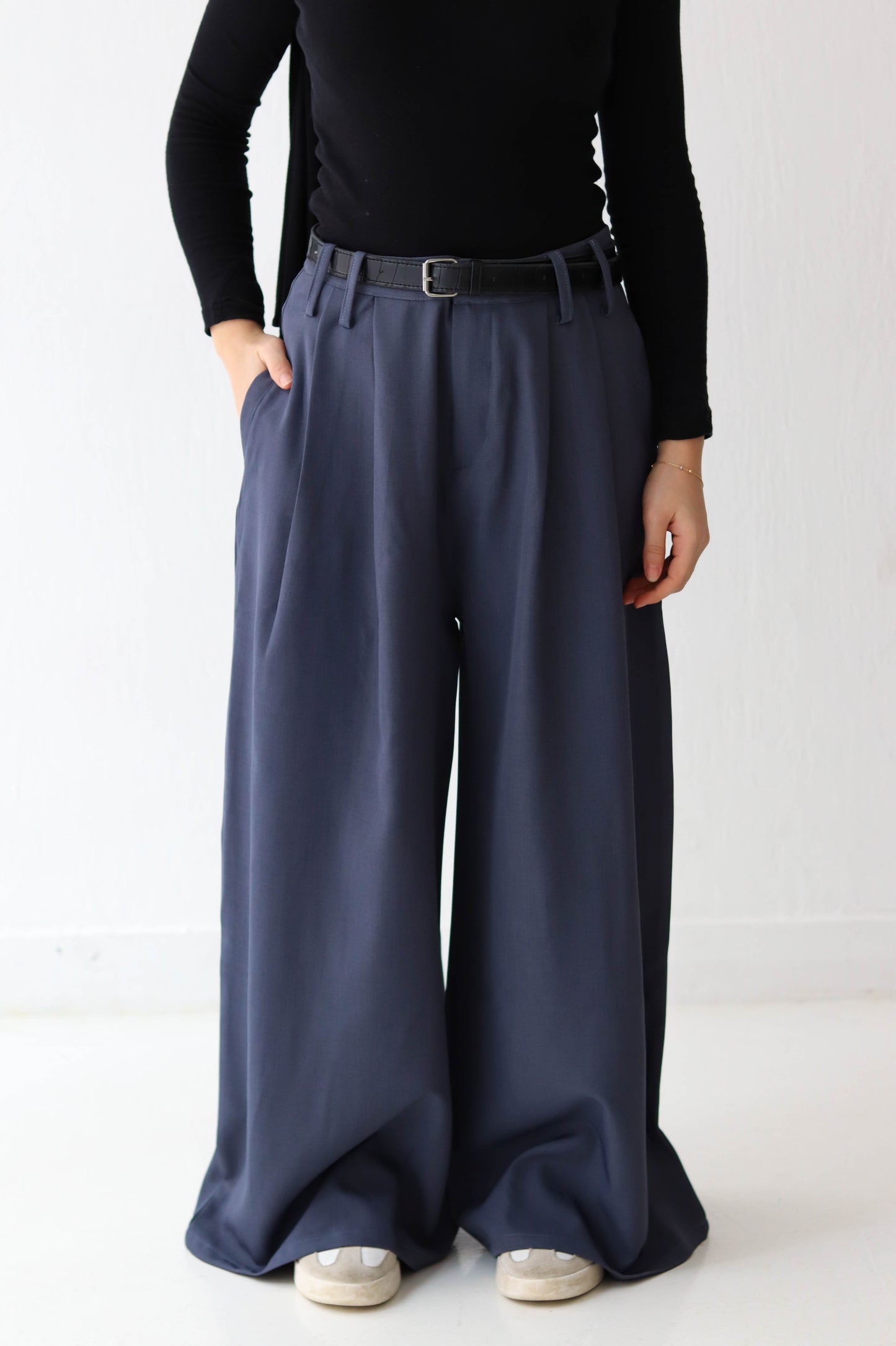 Flow Wide trousers