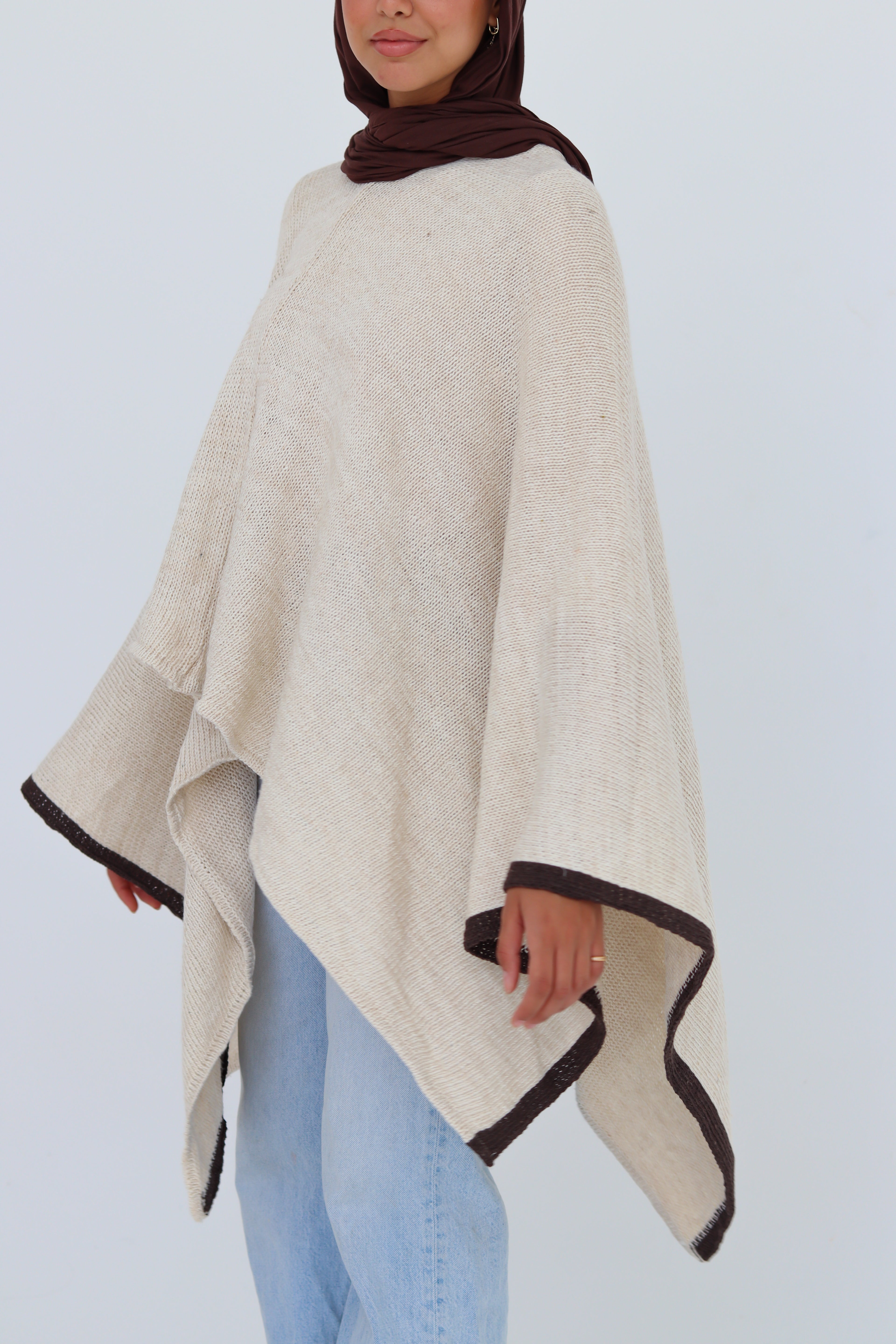 Seren Knit Cape in beige