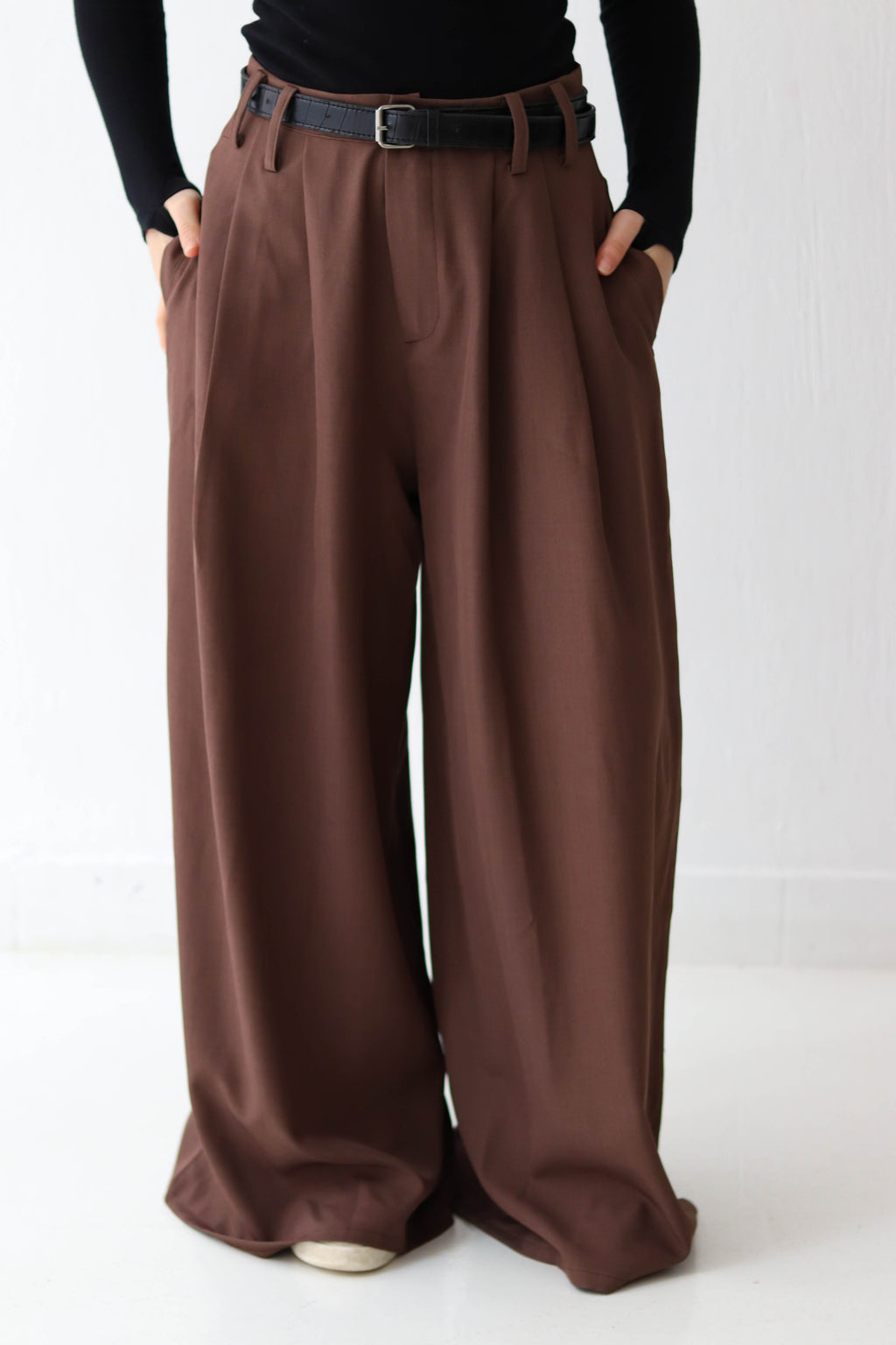 Flow Wide trousers