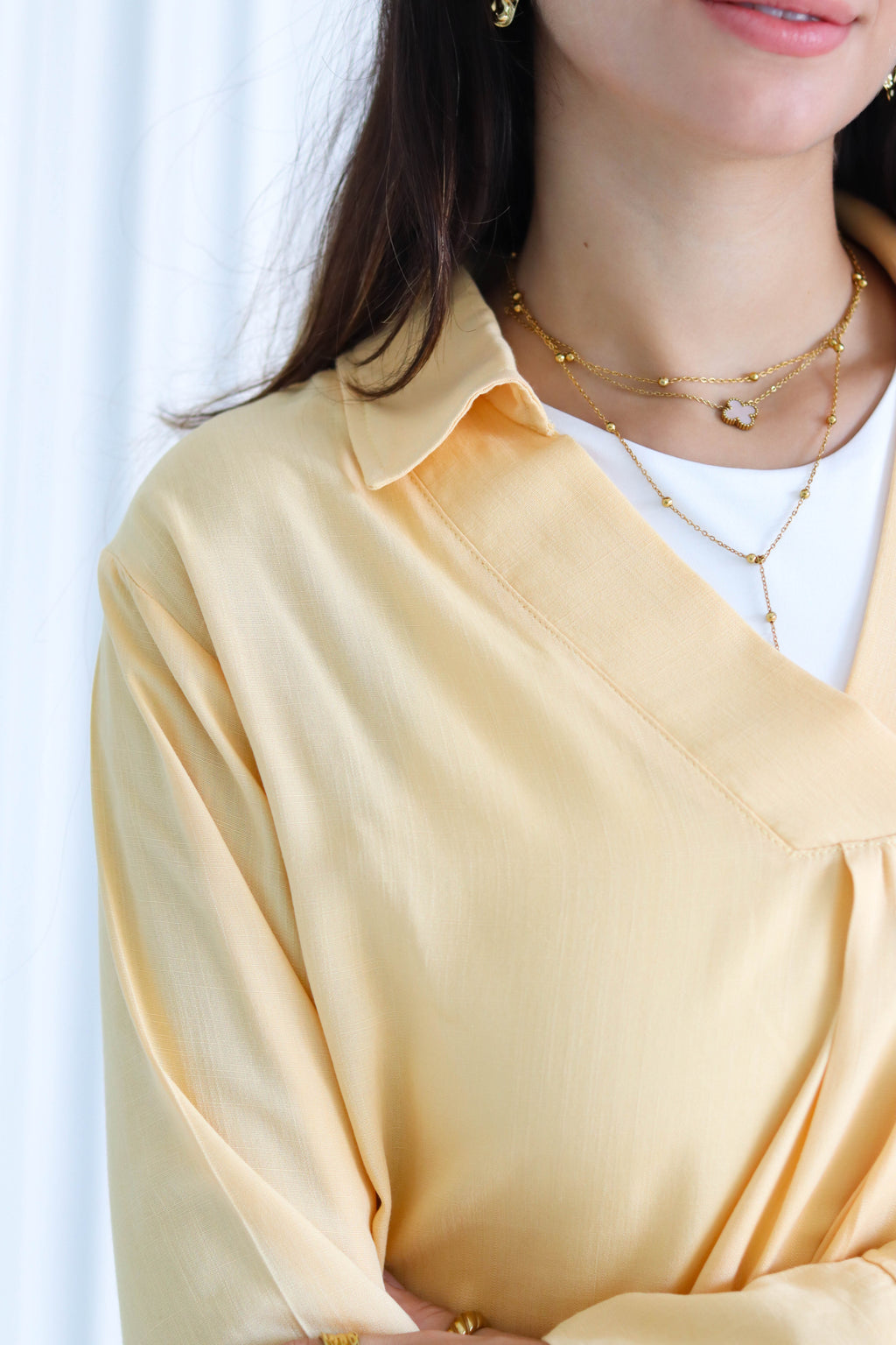 Basic linen shirt in yellow