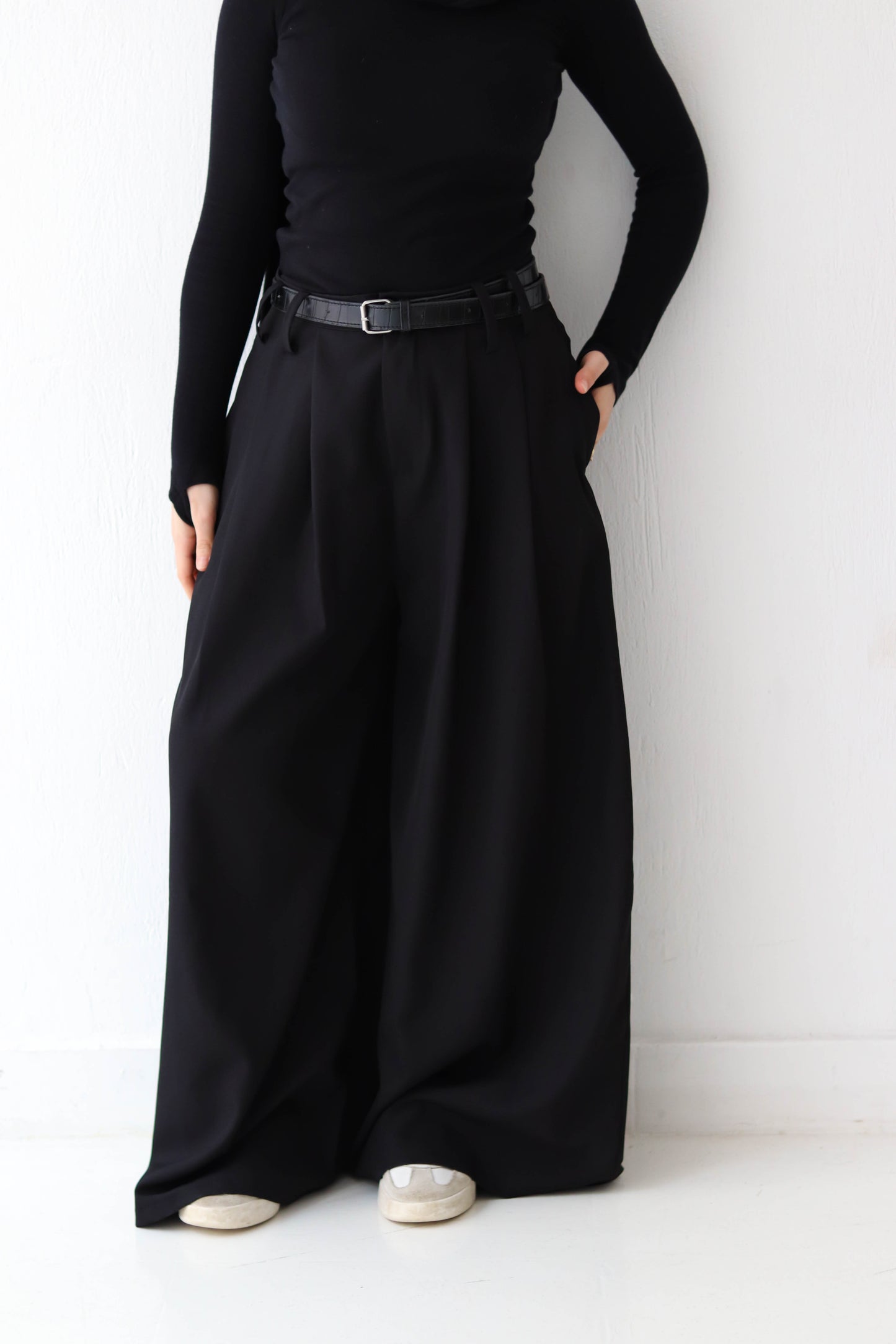 Flow Wide trousers