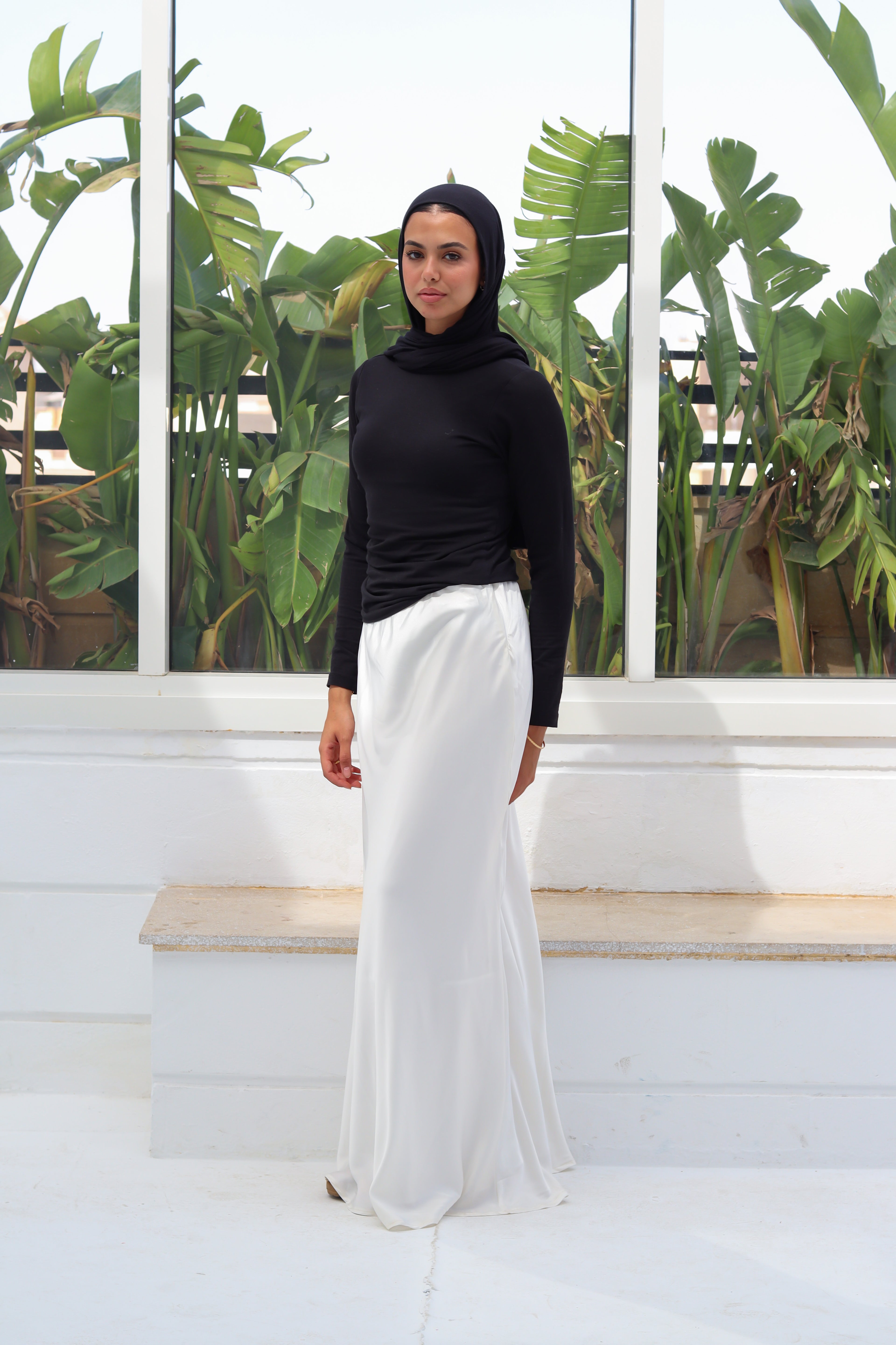 Satin skirt in off-white
