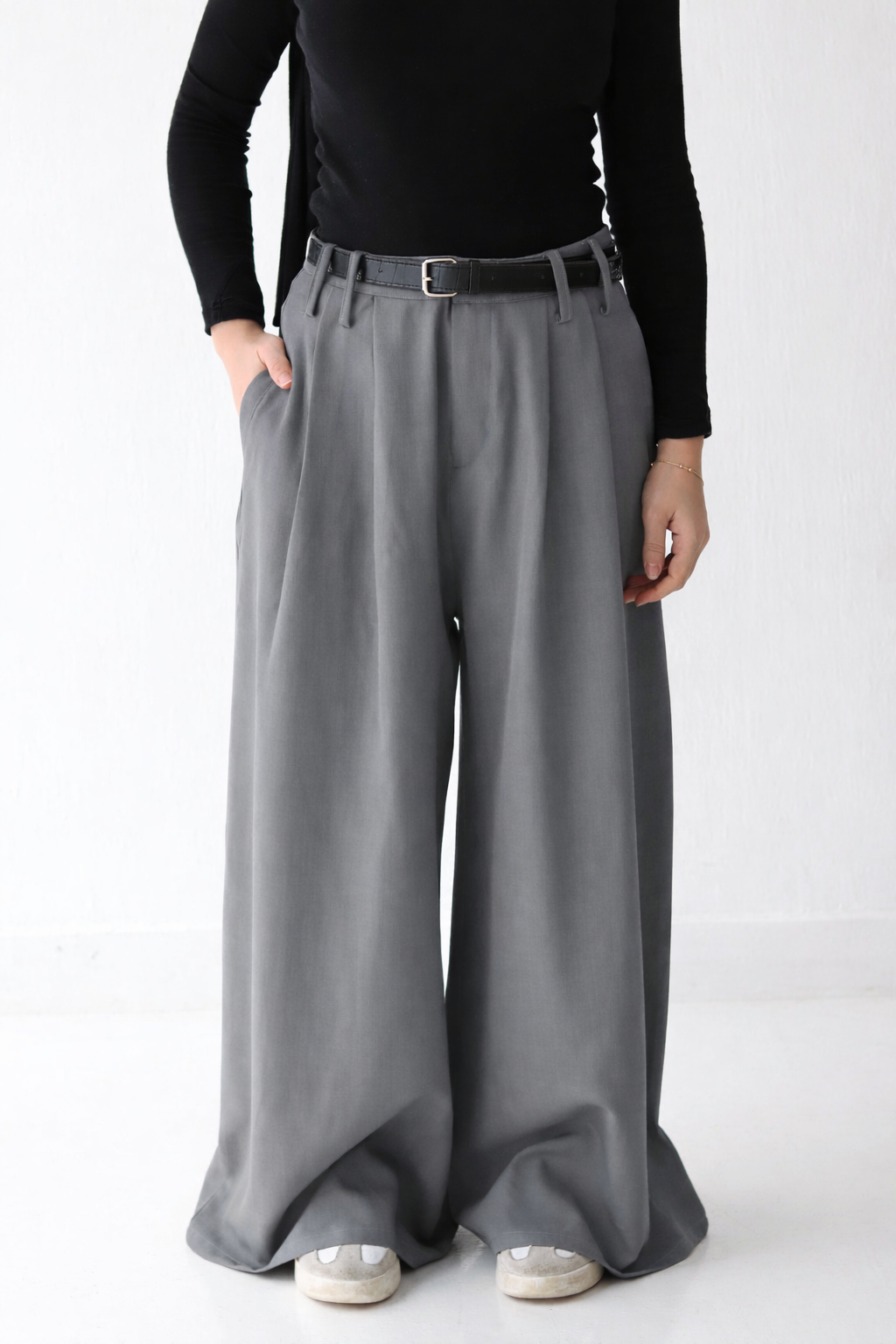 Flow Wide trousers