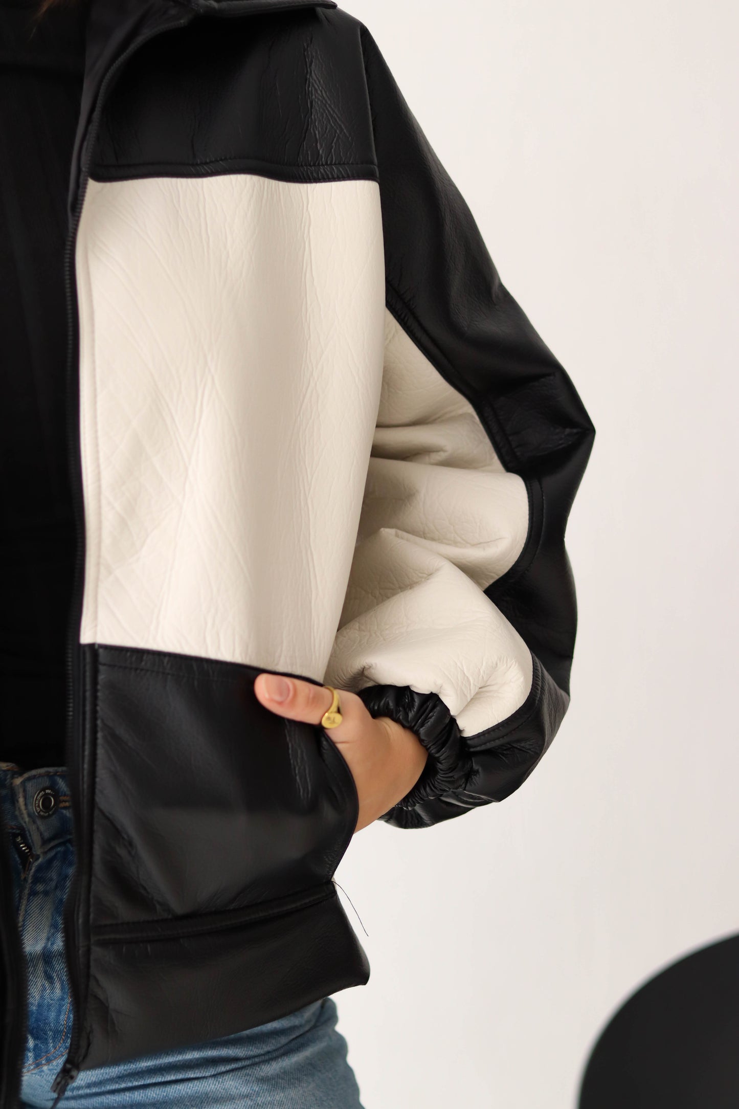 Biker Jacket in white