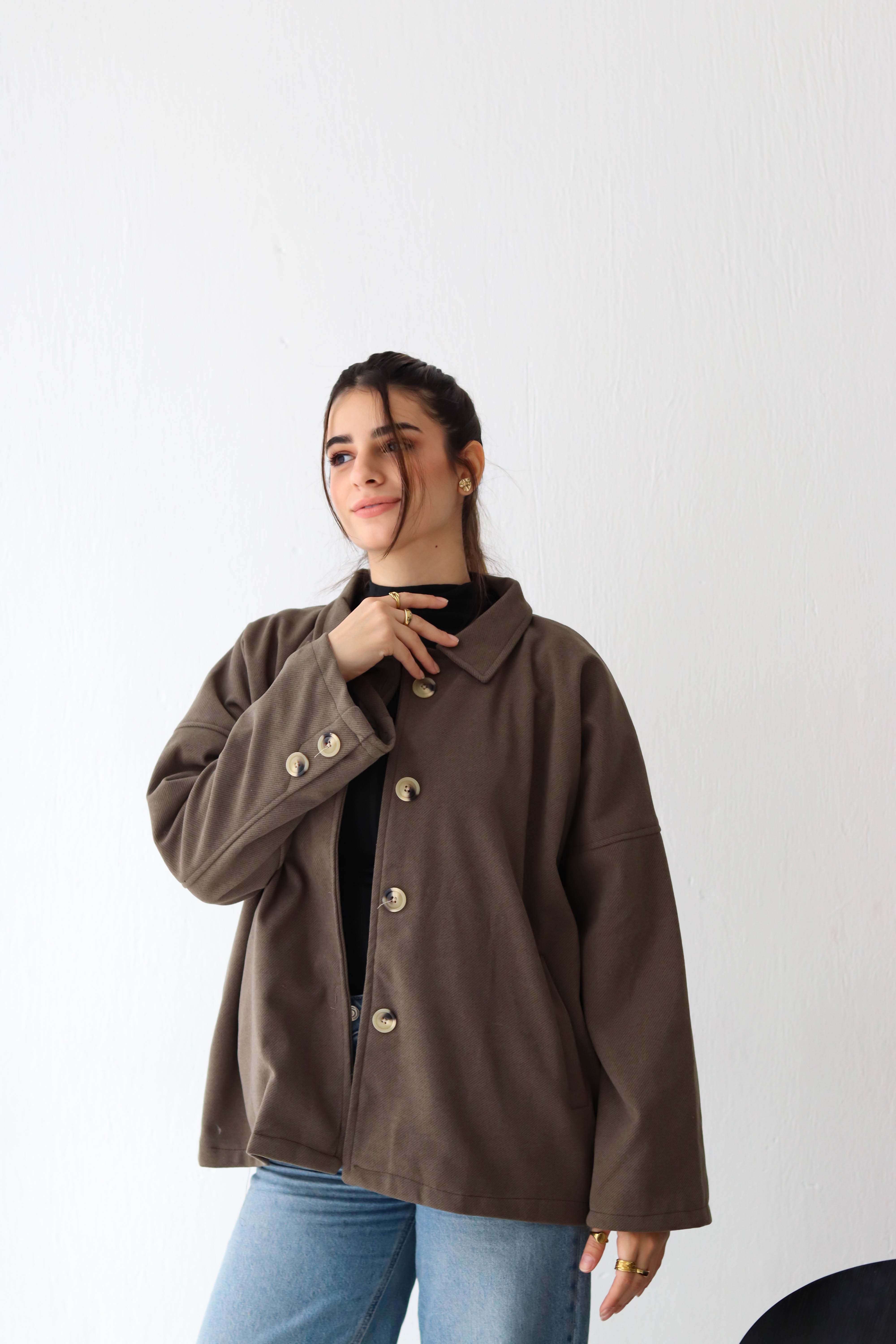 Cozy Buttoned Jacket -in olive – Erraza