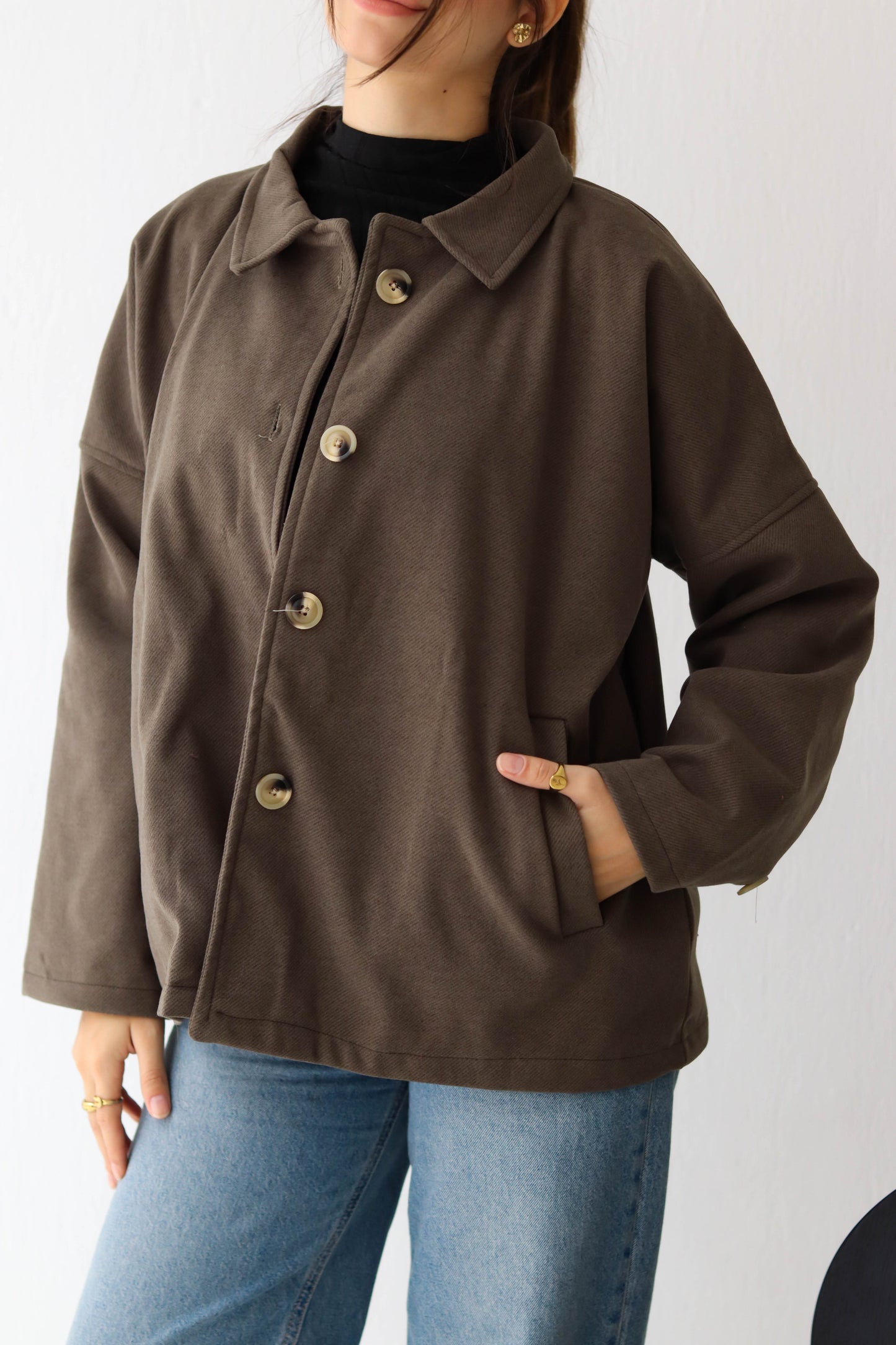 Cozy Buttoned Jacket -in olive