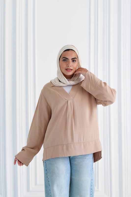 Basic linen shirt in beige