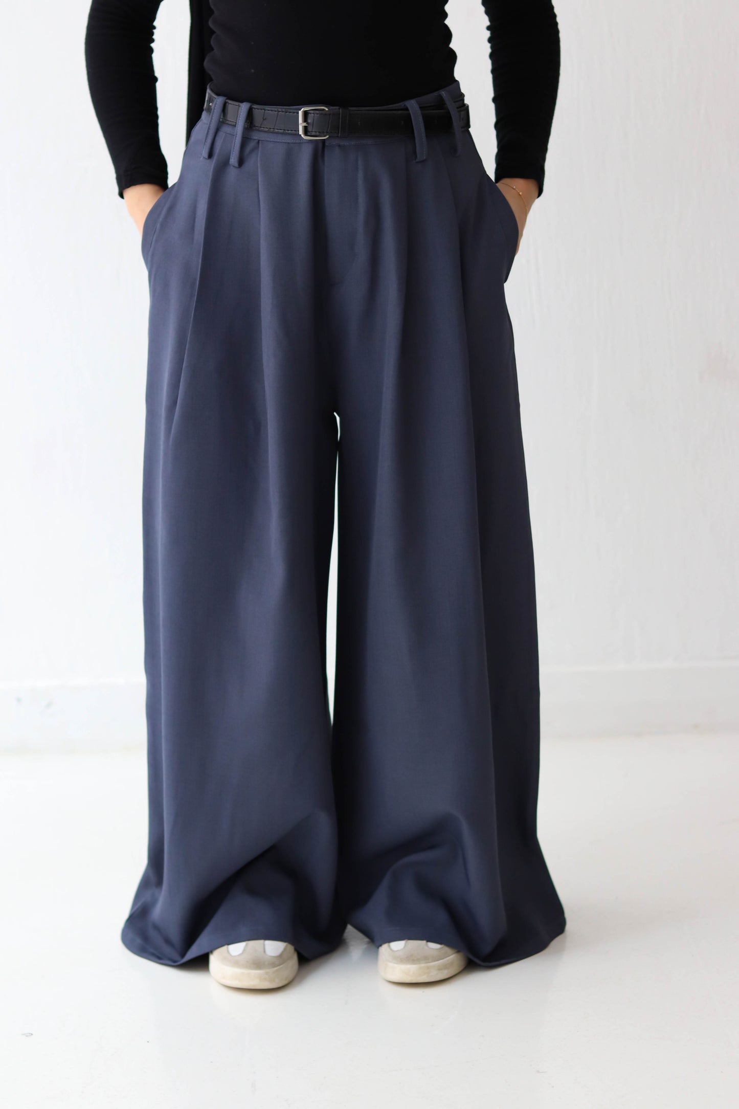 Flow Wide trousers