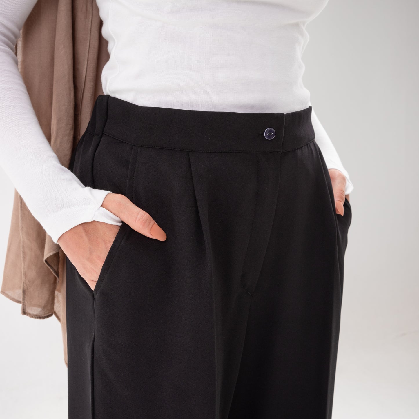 Elegance crepe trousers